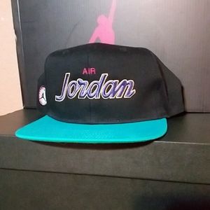 Flat bill baseball cap